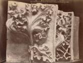 Église Notre-Dame à Caen, Claveau d'une Fenêtre de la Façade Méridionale