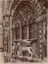 Venezia - Palazzo Ducale. Parte superiore della Porta detta della Carta