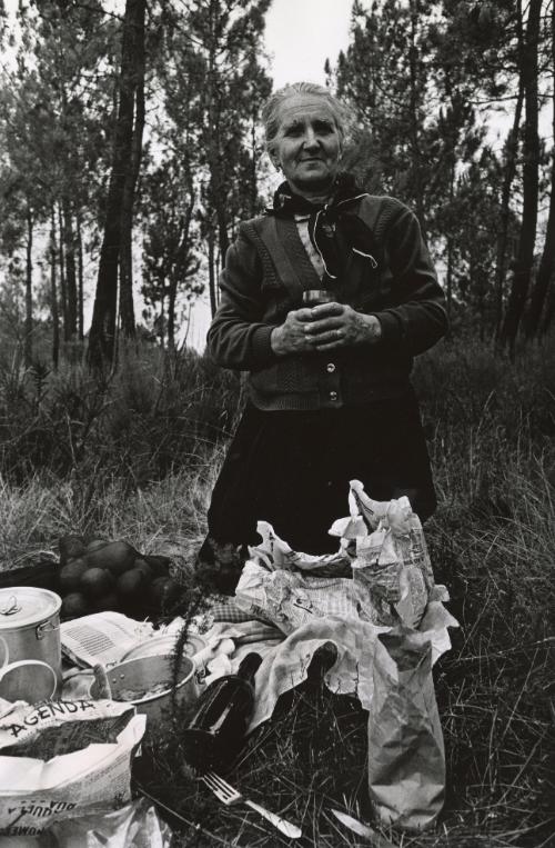 Gypsy woman, Portugal