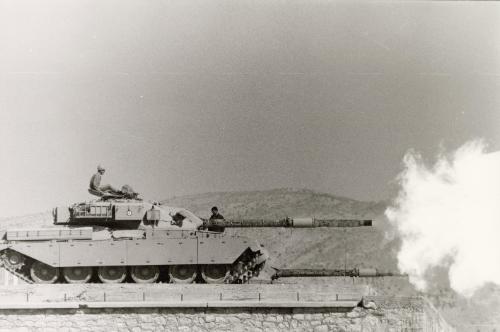 © Abbas Attar / Magnum Photos.