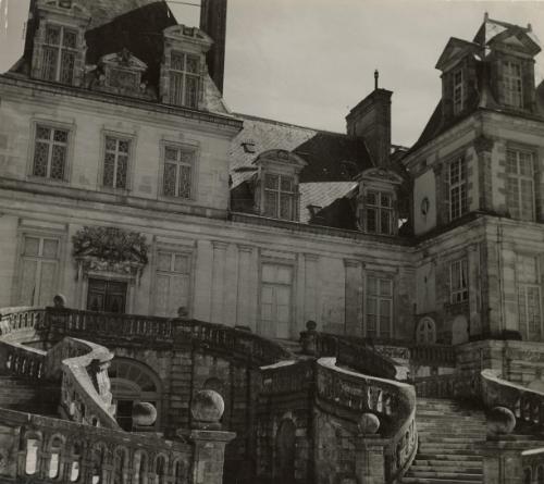 Famous stairway, Château de Fontainebleau, France