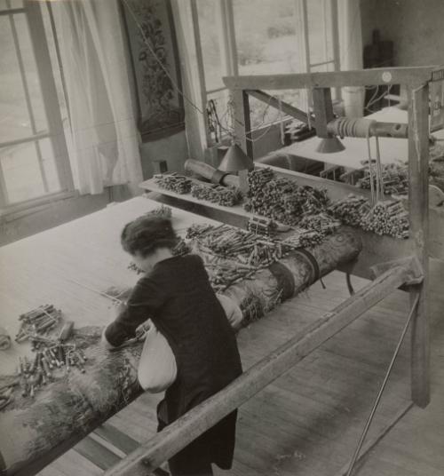 Weaver, Abusson, France.